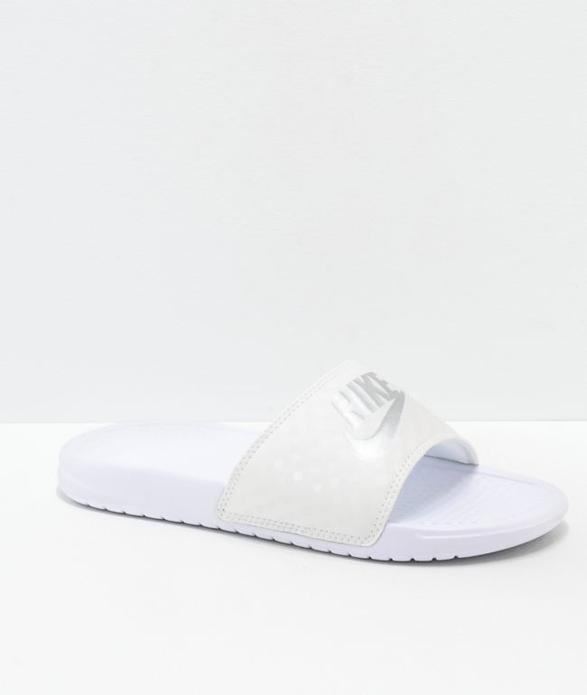 nike white flip flops mens